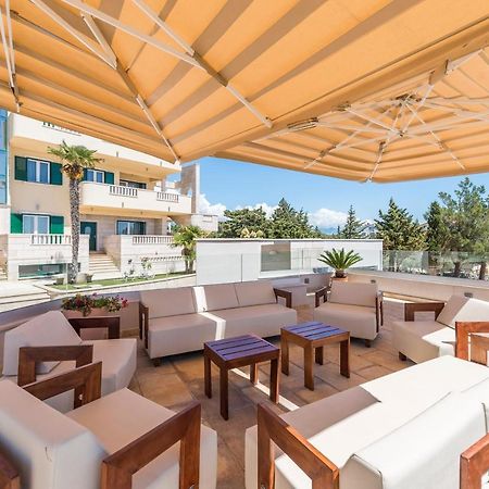 Pool Terrace Sea View Sarkic Apartment Novalja Exterior foto