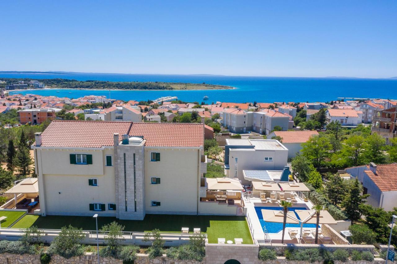 Pool Terrace Sea View Sarkic Apartment Novalja Exterior foto