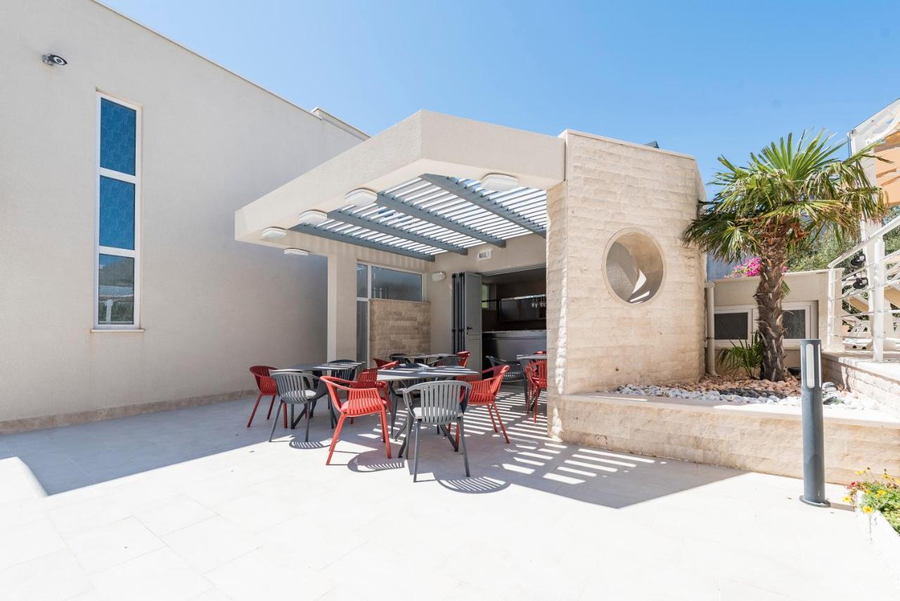 Pool Terrace Sea View Sarkic Apartment Novalja Exterior foto