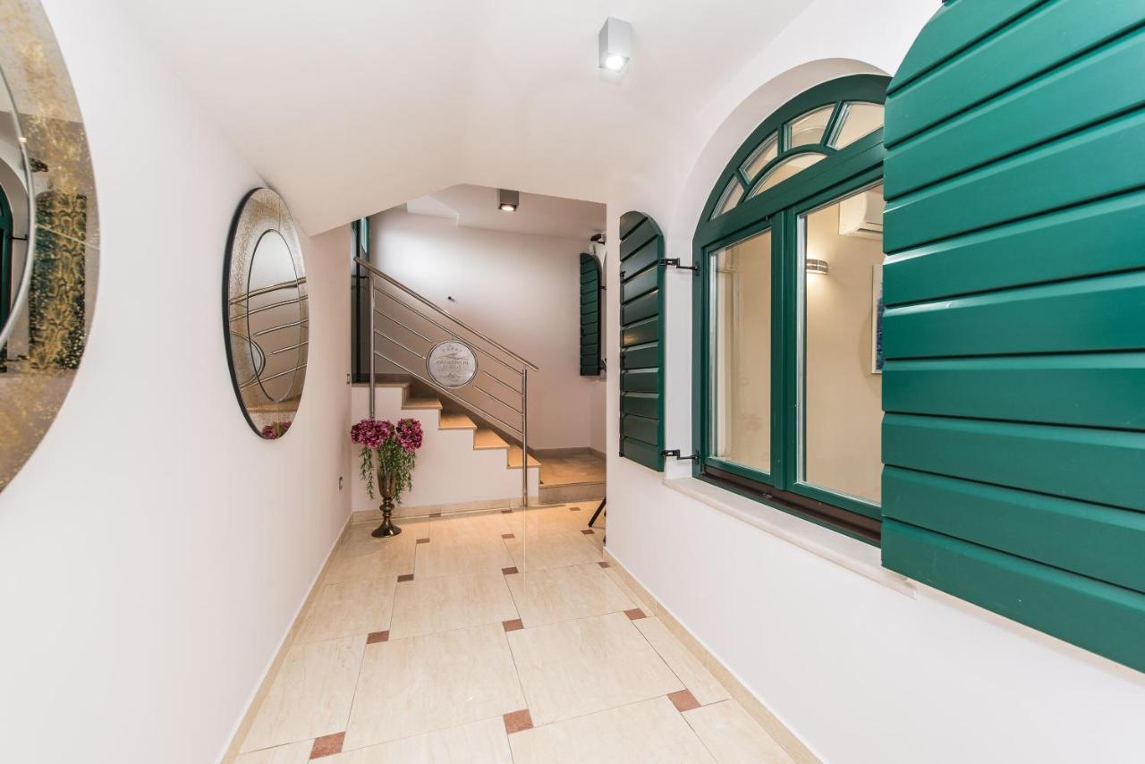 Pool Terrace Sea View Sarkic Apartment Novalja Exterior foto