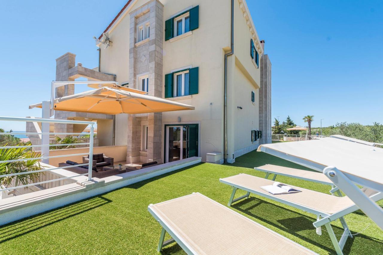 Pool Terrace Sea View Sarkic Apartment Novalja Exterior foto